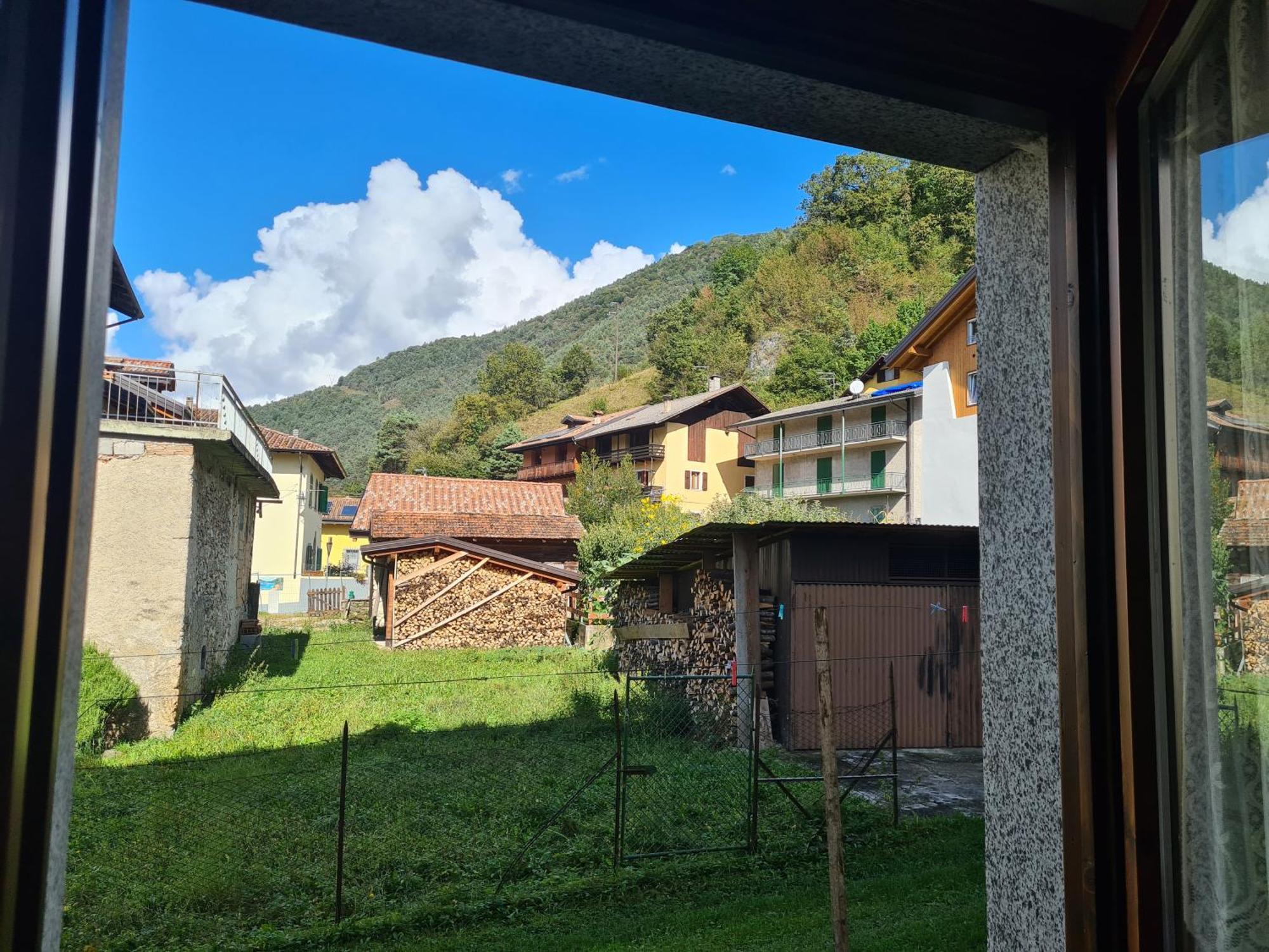 Bioledro Casa Lena Apartment Mezzolago Exterior photo